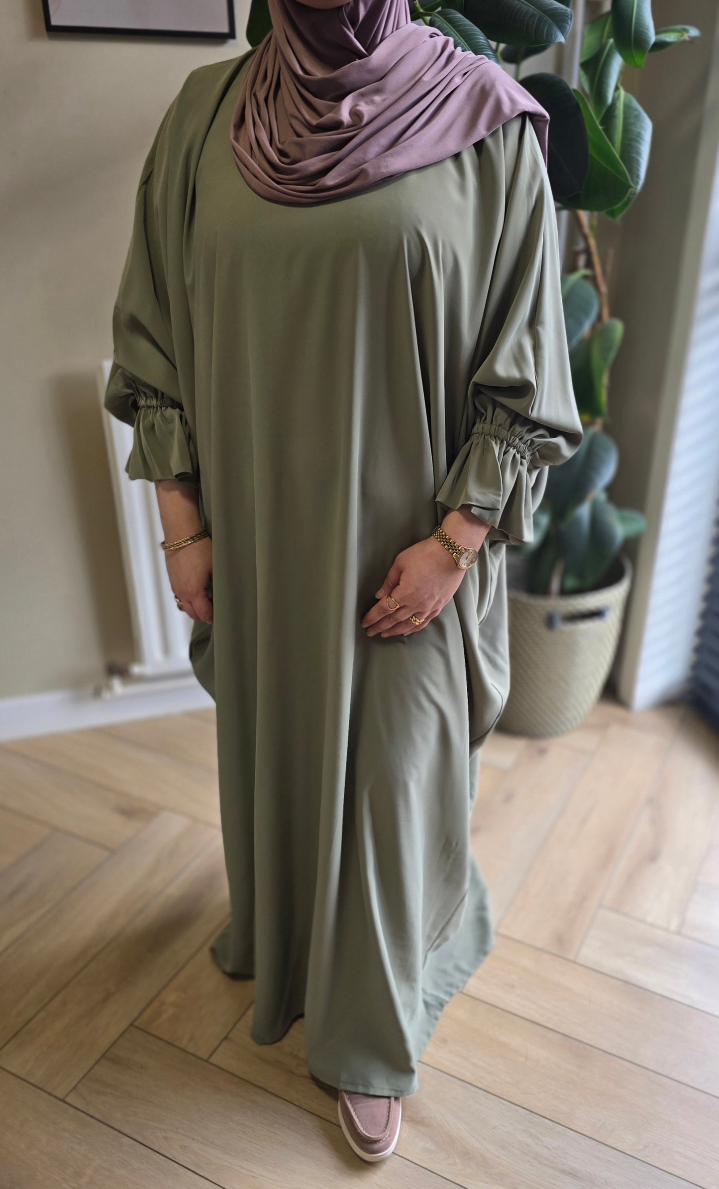 Medina Silk Saudi Abaya with Tulip Sleeves