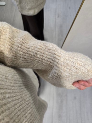 Oversized Knit – Beige