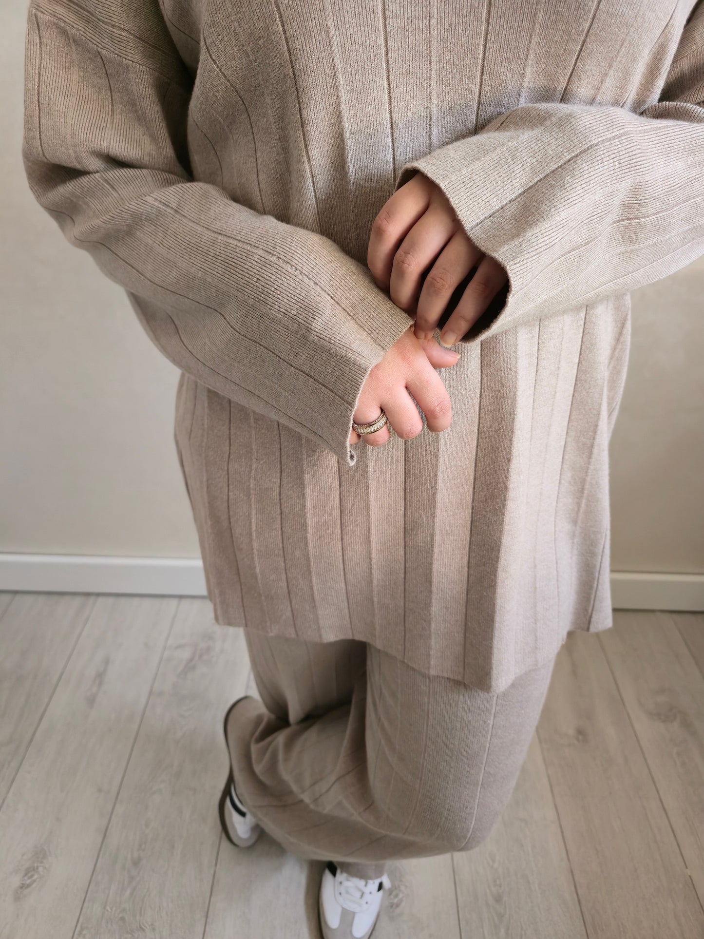 Ribbed Knit Twinset – Taupe