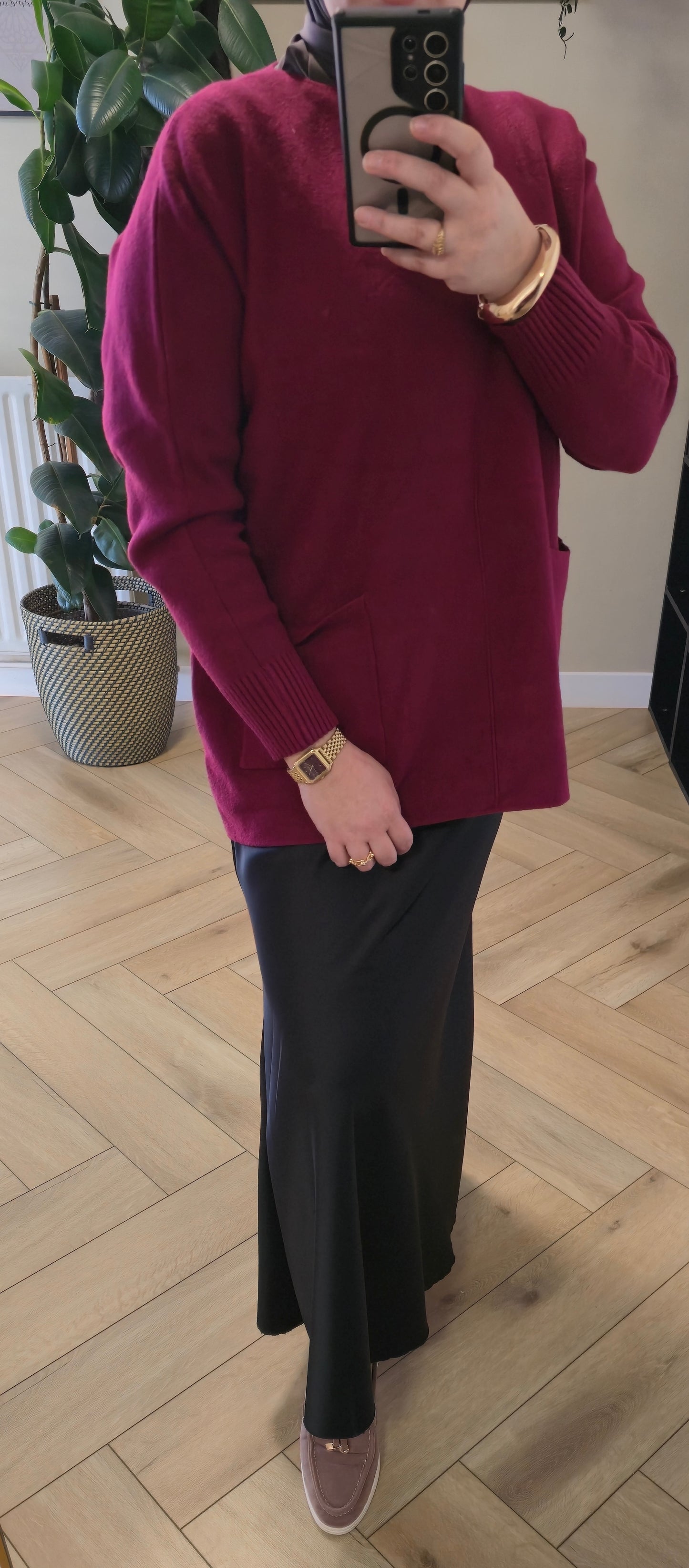 Soft Knit Top with Back Buttons – Timeless Essential